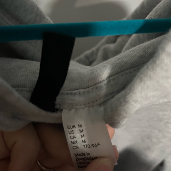 H and M  Portland orgeon hoodie - Picture 3 of 3